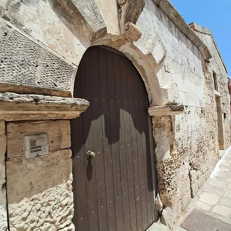 Dimora Costantino Martano